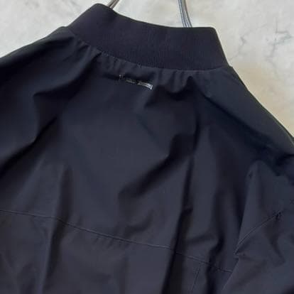 ヘルノ ラミナー ゴア Gore ロゴ ジップアップブルゾン 黒 46 tv1