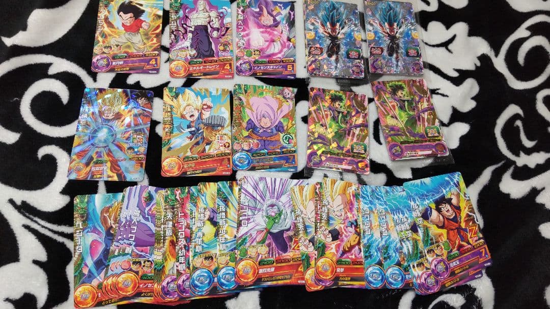 50枚以上　スーパードラゴンボールヒーローズ　カード　非売品　悟空　悟飯　ブウ