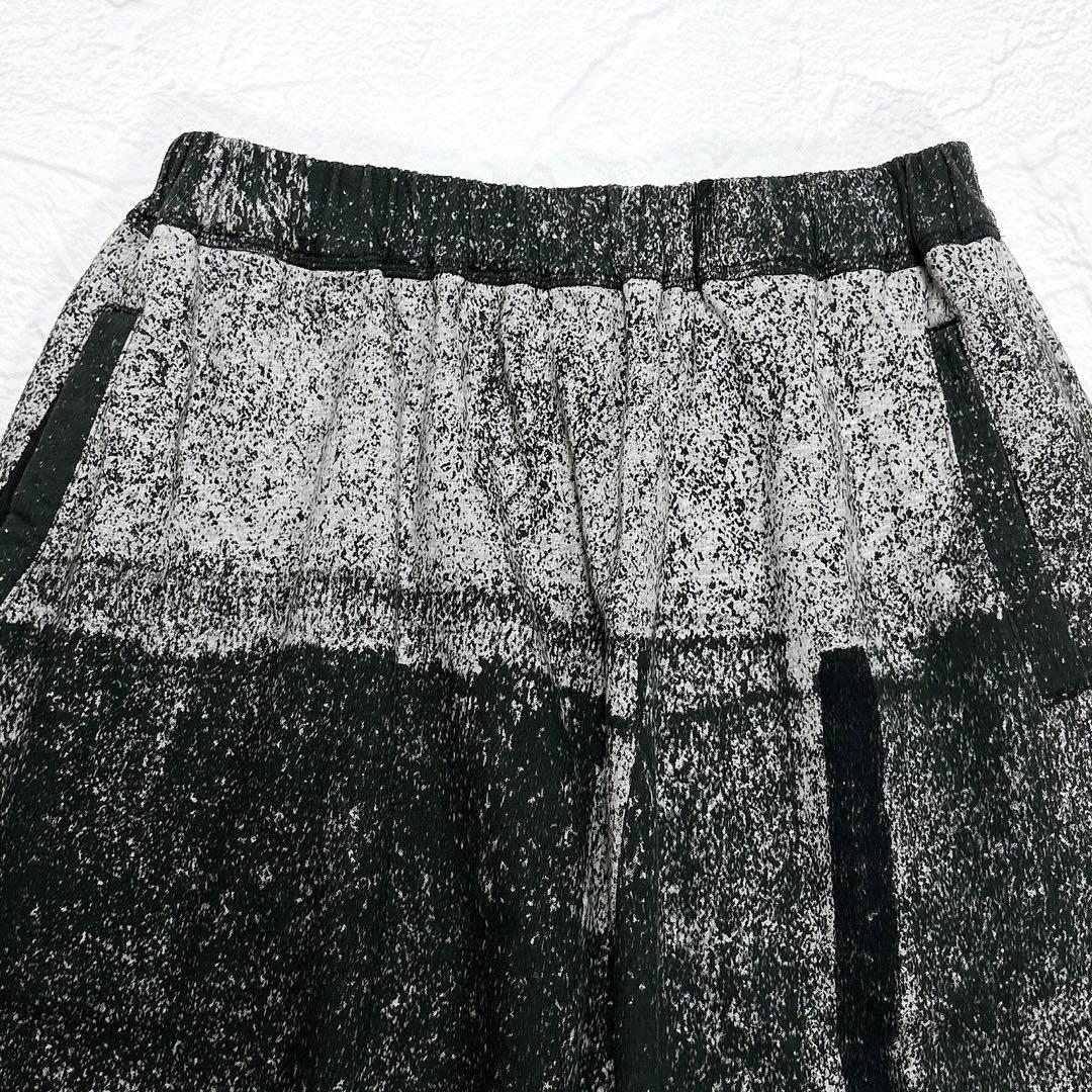 ✨美品✨萌　モユル　サルエルパンツ　スウェット　アートデザイン　裾タック　綿