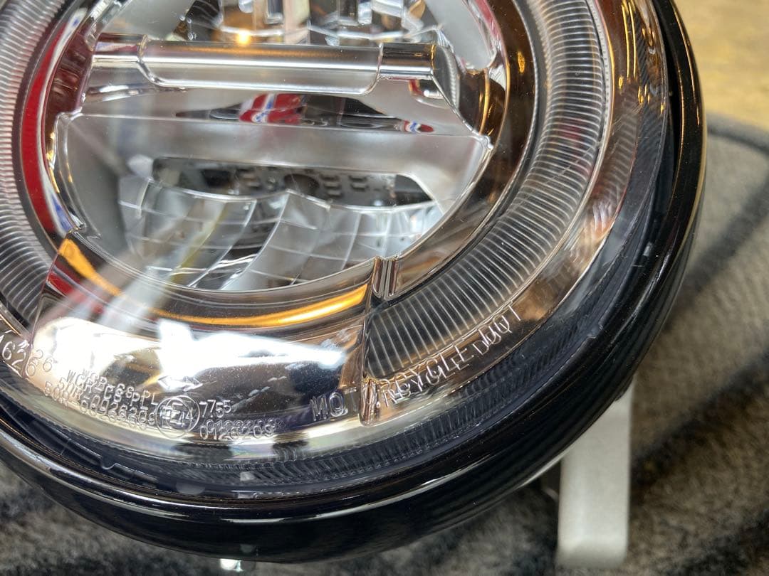 G947 ハンターカブ CT125 JA65 ライト 新車外し モンキー125