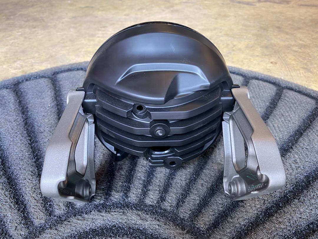 G947 ハンターカブ CT125 JA65 ライト 新車外し モンキー125