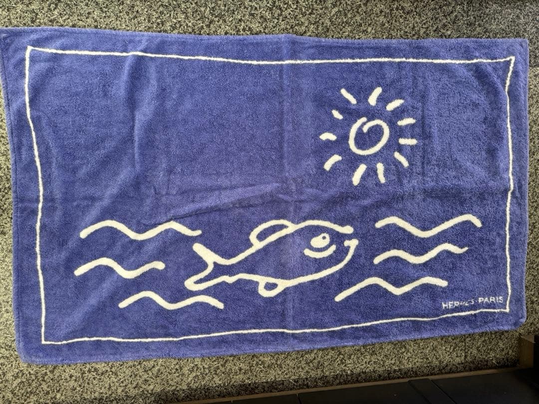 HERMES バスタオル　ビーチタオル