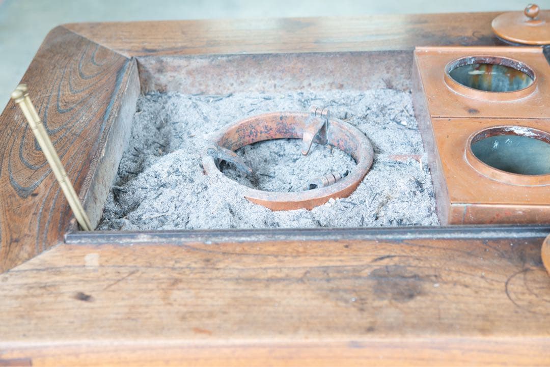 長火鉢　天然木 骨董 古民具 囲炉裏 座卓 和家具 火鉢