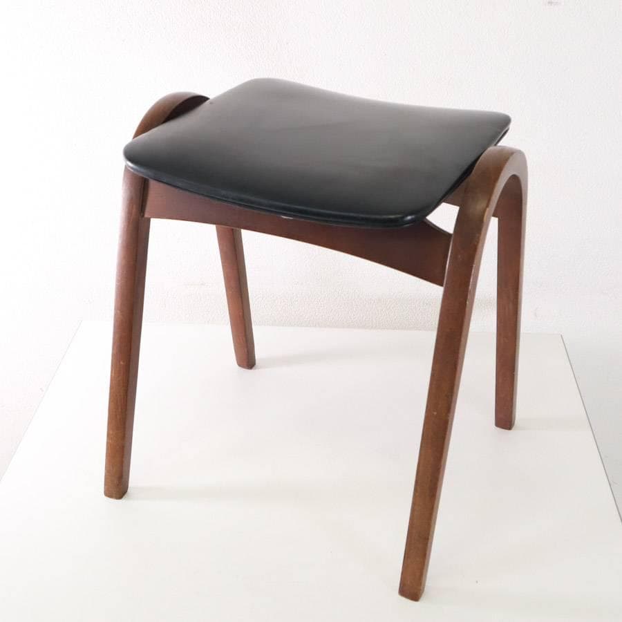 秋田木工 IDC大塚 No.202 剣持勇 スタッキングスツール 黒 PVC