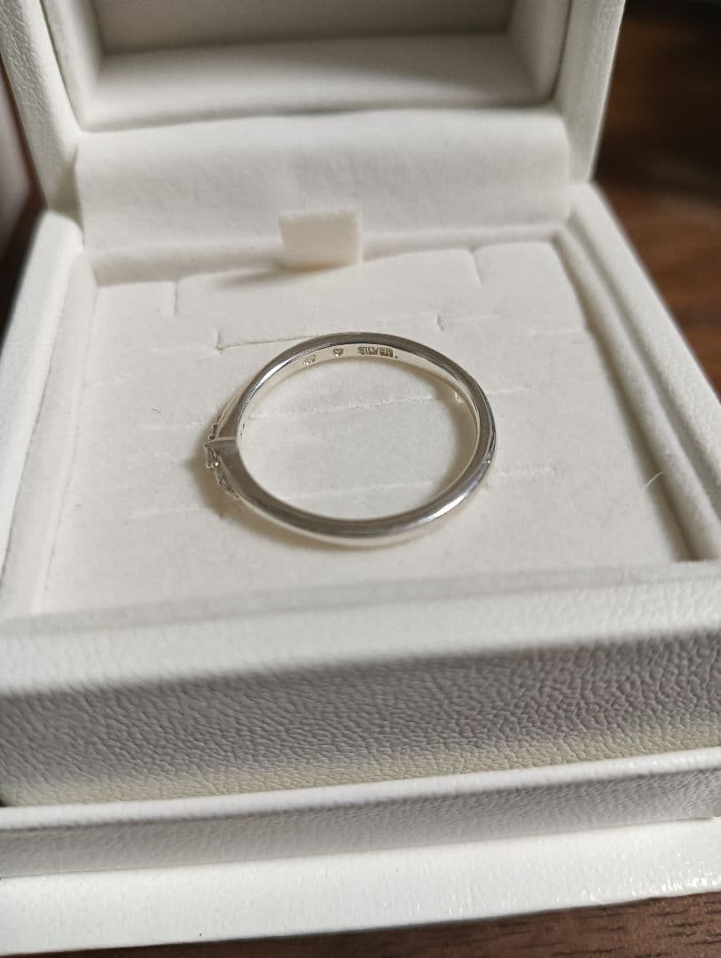 大特価◆美品◆4℃ダイヤモンドリング（14号）