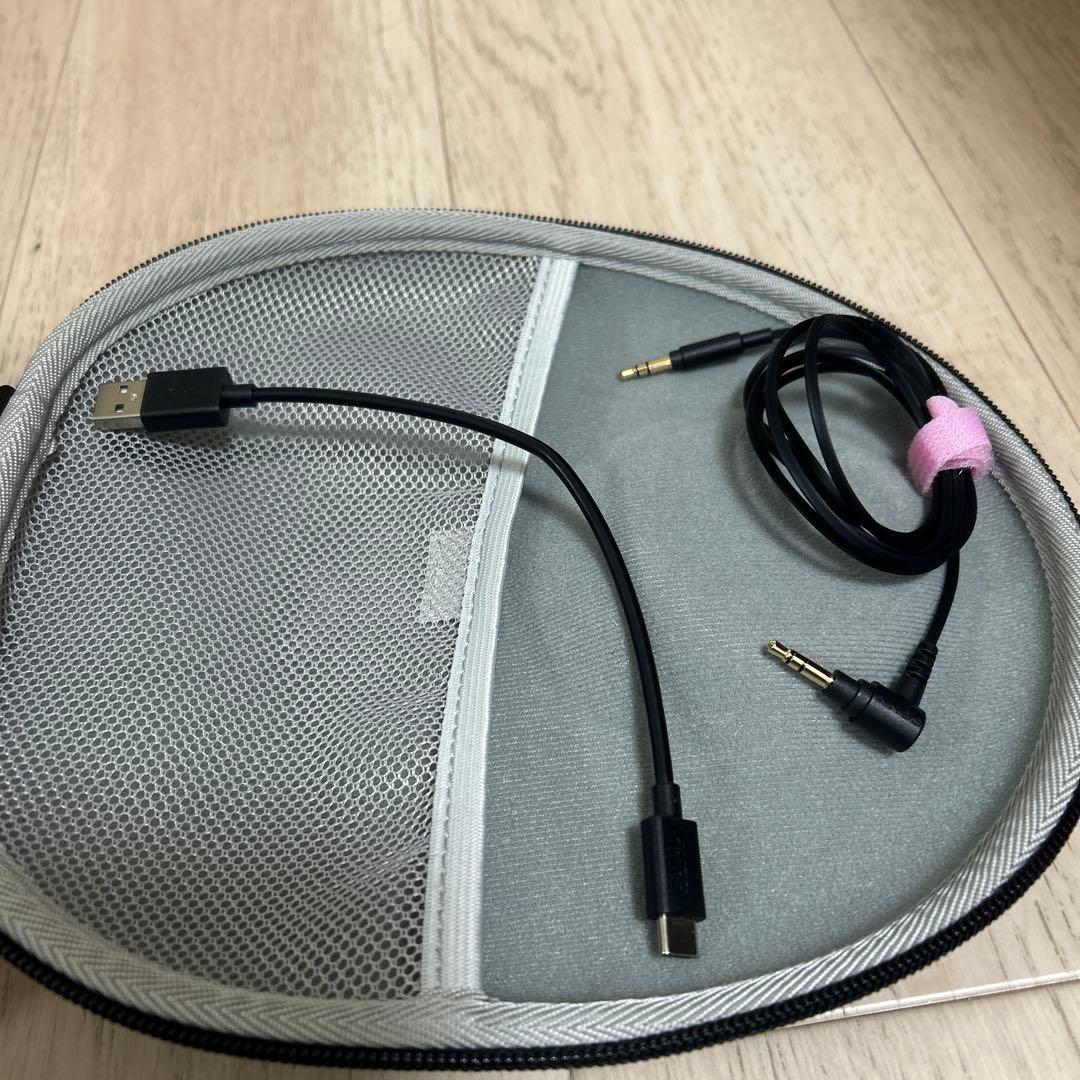 ワイヤレスノイズキャンセリングヘッドホン WH-CH720N (専用ケース付き)