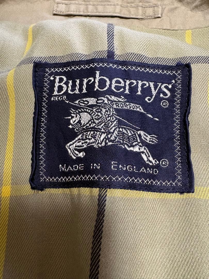 【年末年始セール】Burberry ブルゾン