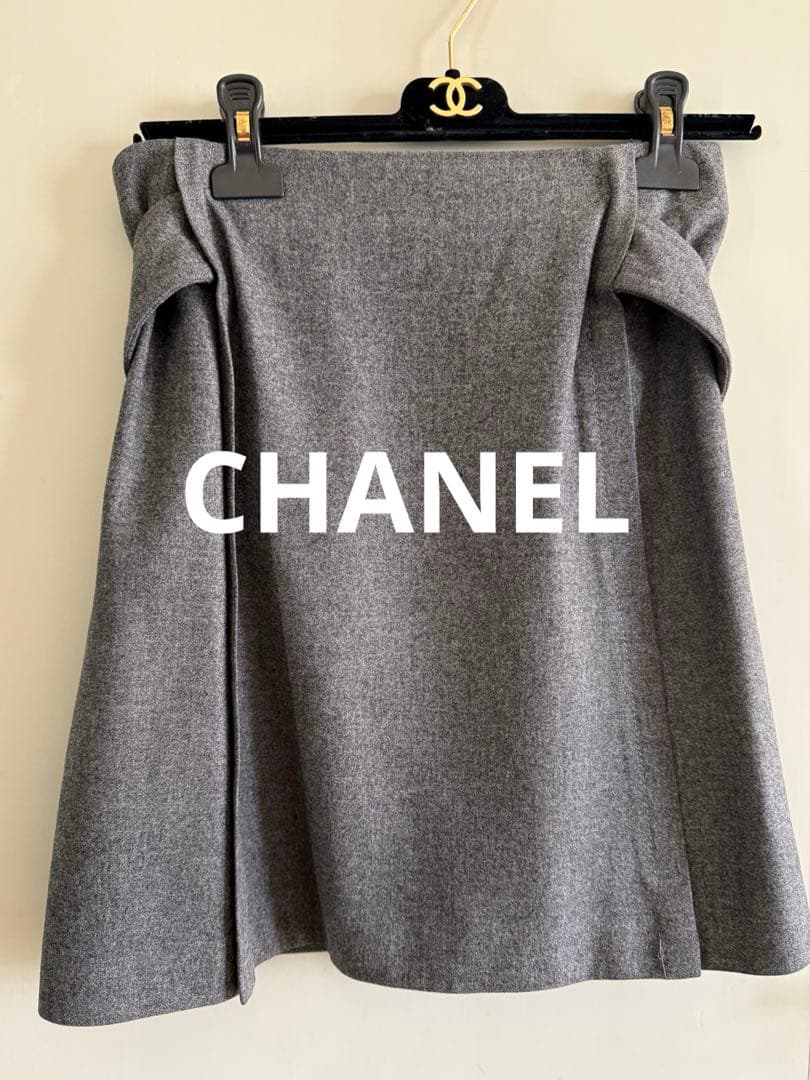CHANEL ウール　上品ミニスカート　グレー　38 訳あり