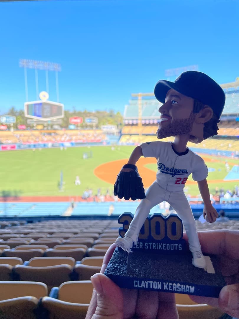 ボブルヘッド　クレイトンカーショー3000奪三振