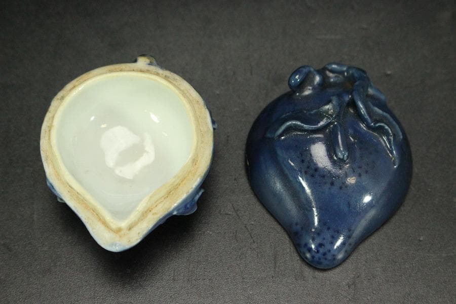 龍茶道具 中国美術 青花 果実 香合 古美術(AZ994)