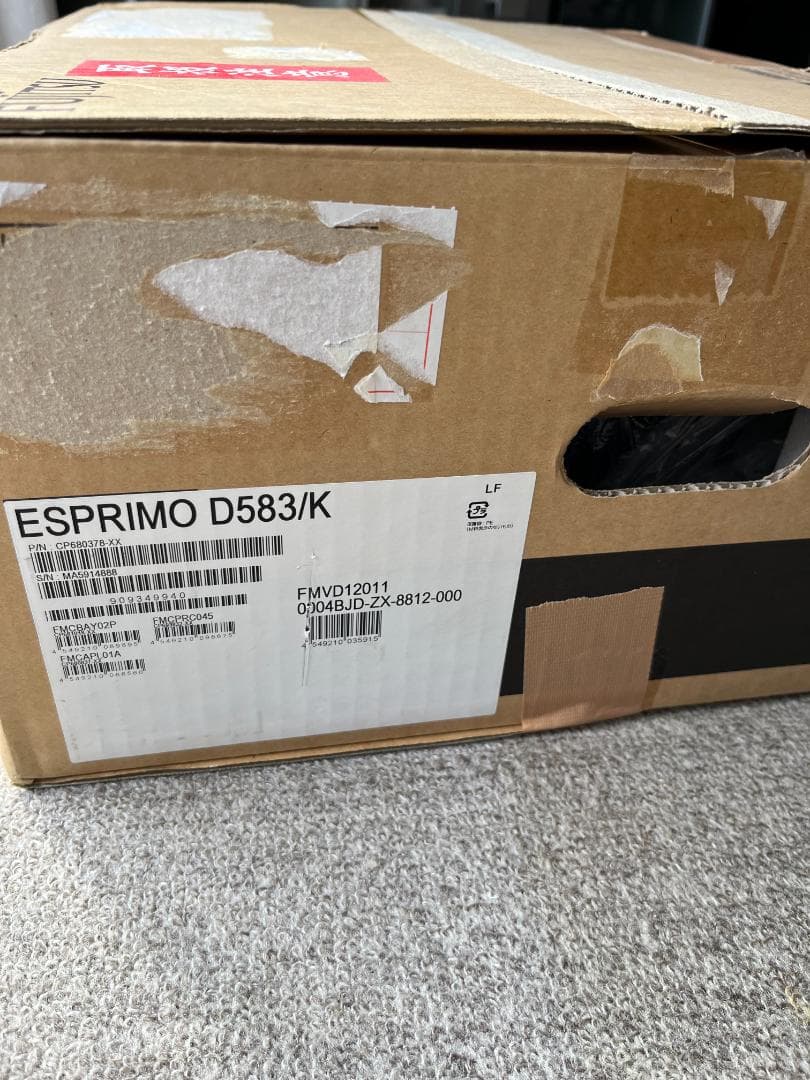 デスクトップパソコン　ESPRIMO FMV-D583/ K