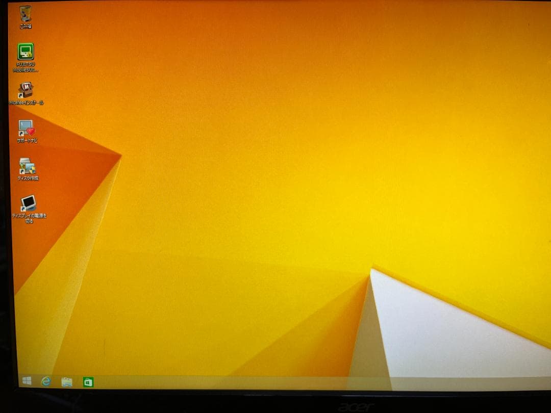 デスクトップパソコン　ESPRIMO FMV-D583/ K