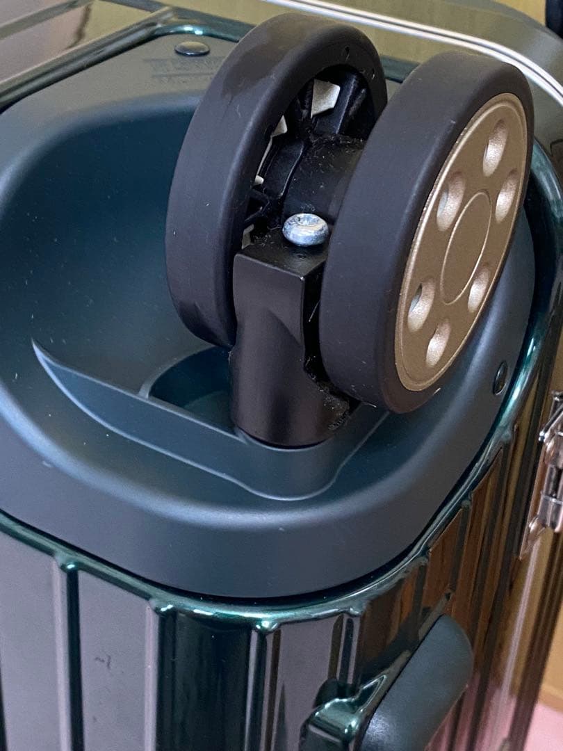 週末セール　リモワ　リンボ