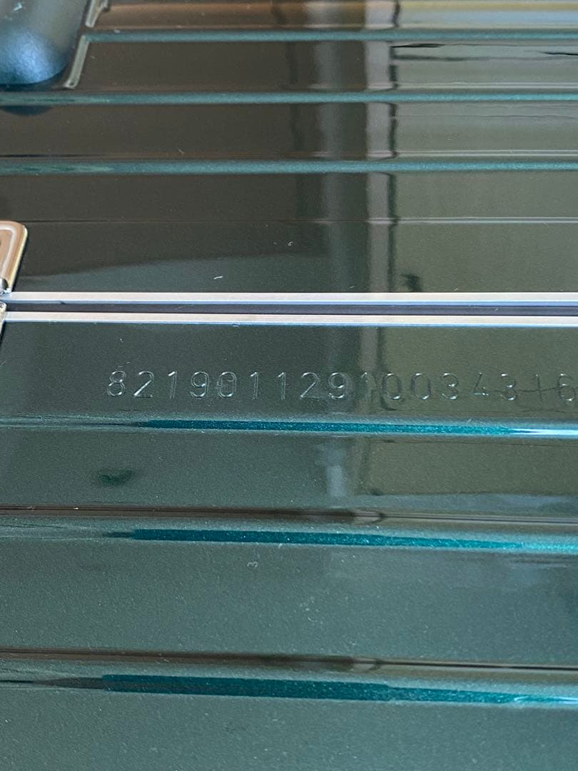 週末セール　リモワ　リンボ