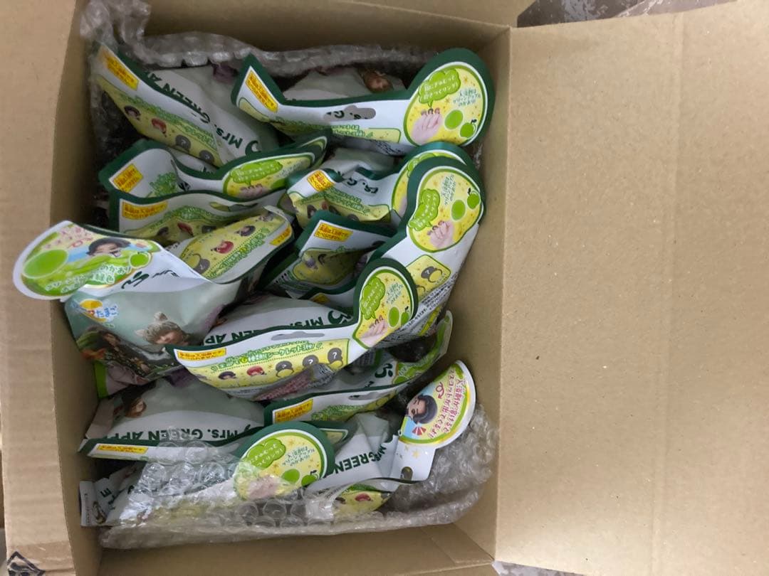 ミセスグリーンアップル びっくらたまご☆Mrs. Green Apple 13個