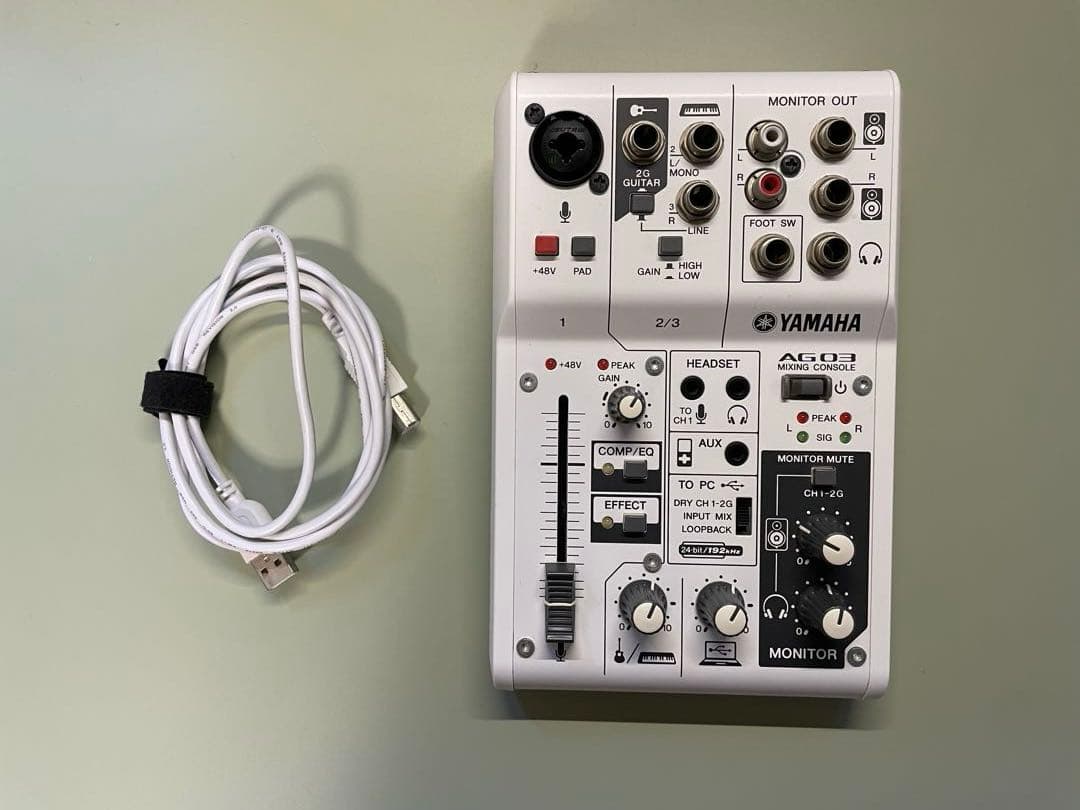 Yamaha AG03 ミキシングコンソール