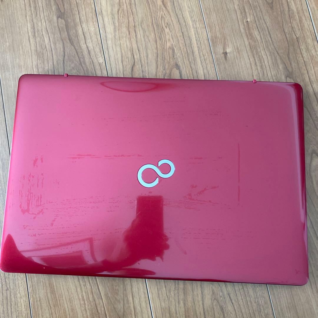 富士通　FMVA42B3R LIFEBOOK AH42/B3