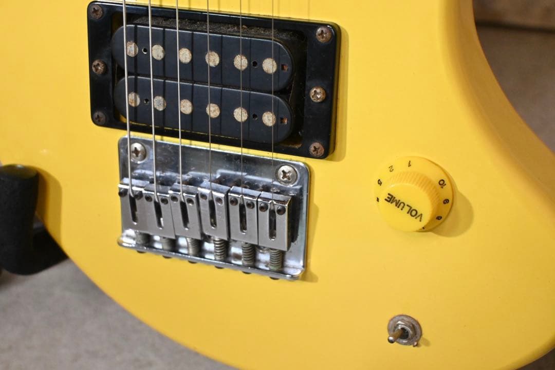 【整備・清掃済】FERNANDES ZO-3 イエロー アンプ内蔵