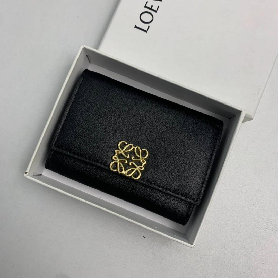 LOEWE ブラックレザー 三つ折り財布