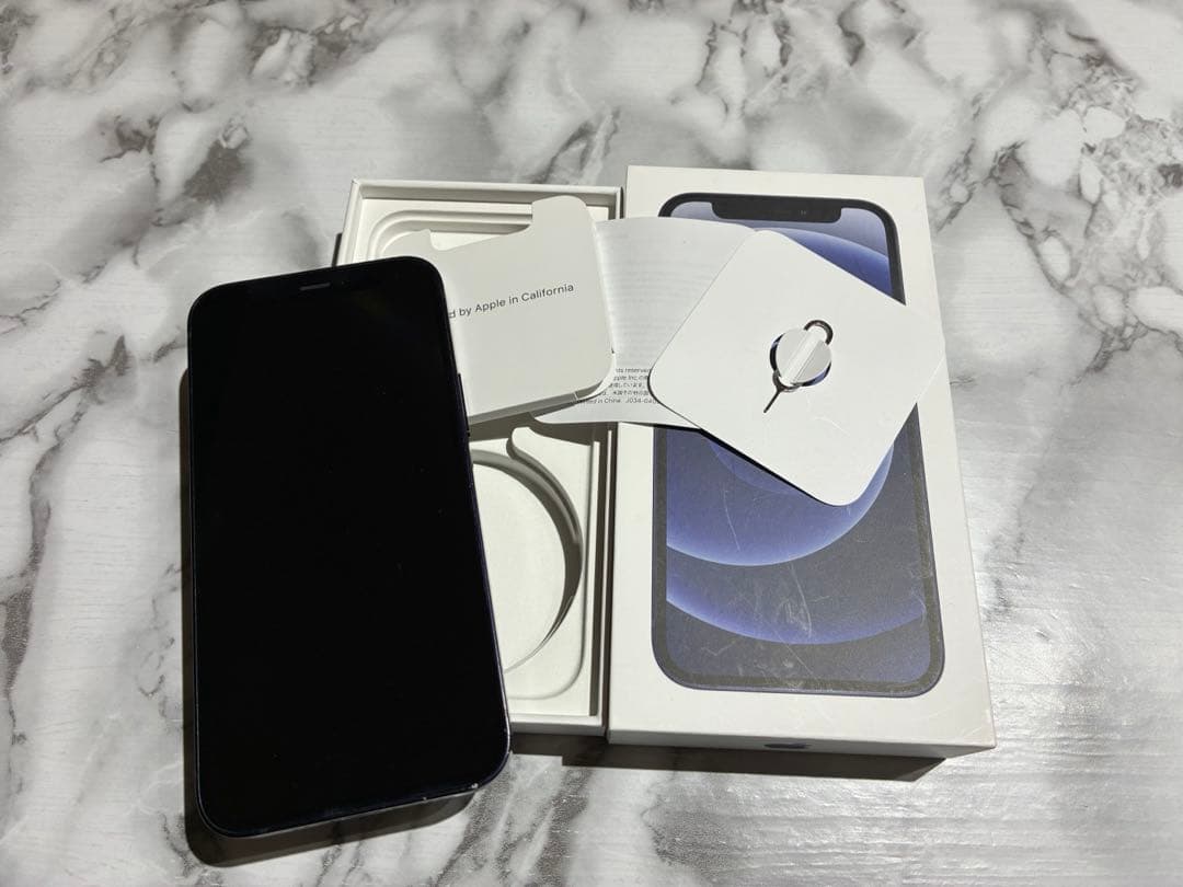 iPhone 12 mini 64GB 箱付 保護フィルム付