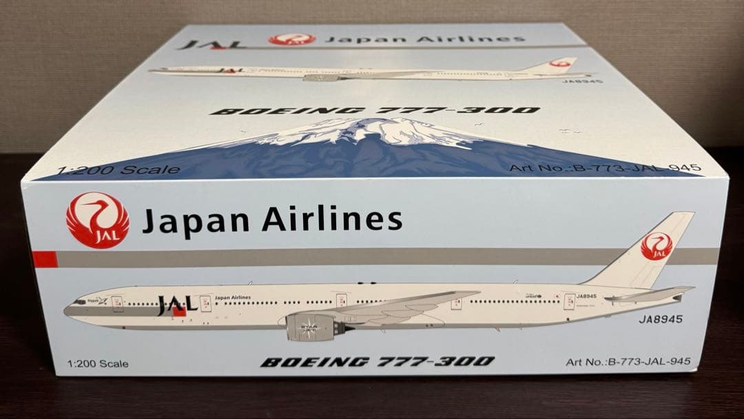 ま*ん様 B-Models JAL 日本航空 B777-300 JA8945 1