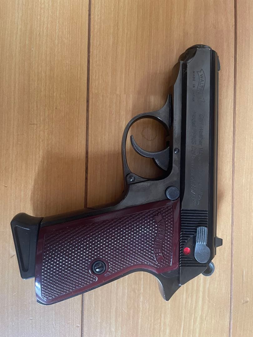 マルゼン ワルサーppk/s ブラックメタル仕上げ プラスティック製ガスガン