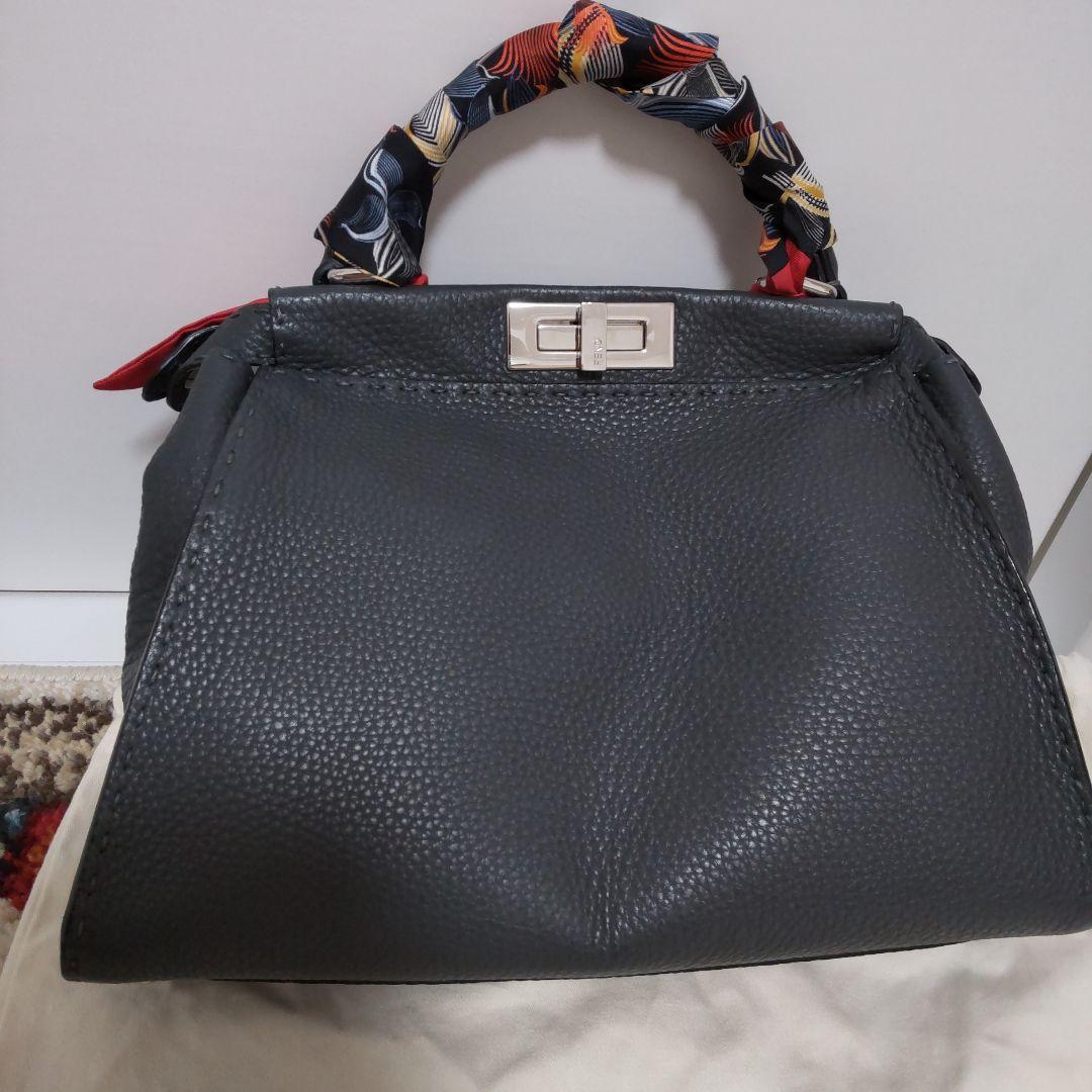 【リア】FENDI I フェンディ ピーカブー セレリア