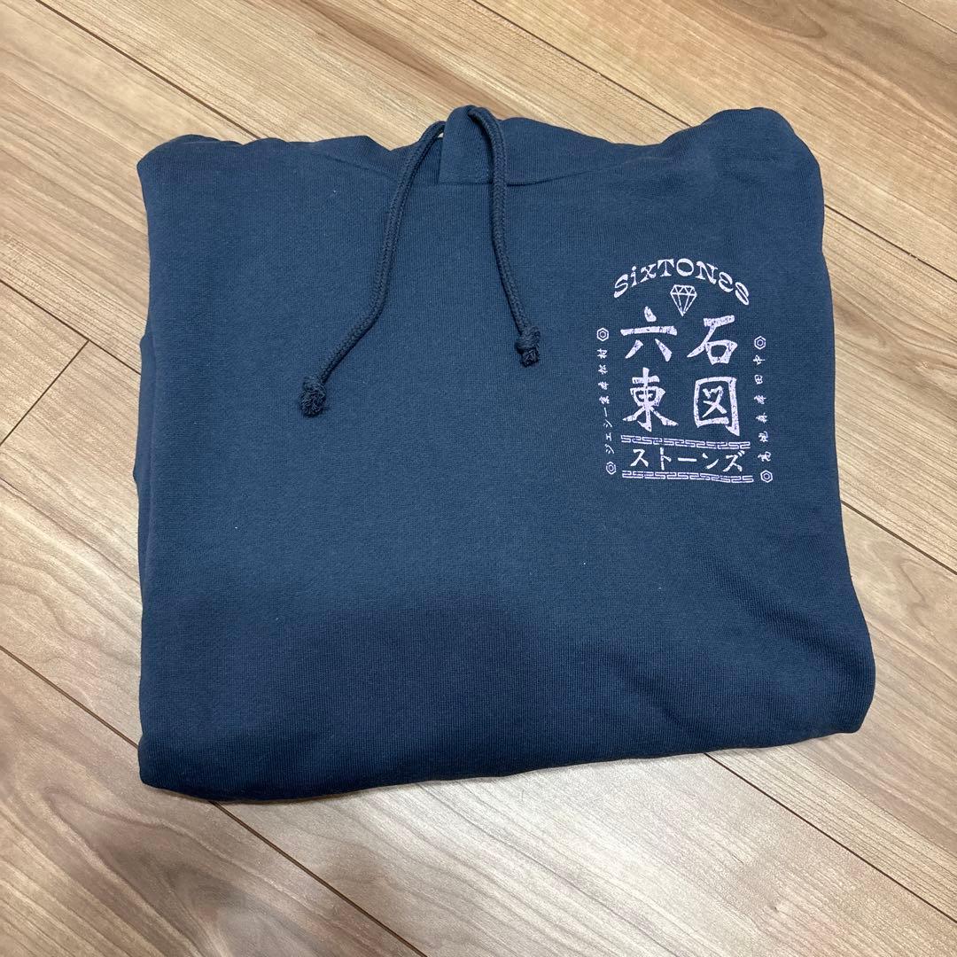 SixTONES feel da city パーカー 六石東図