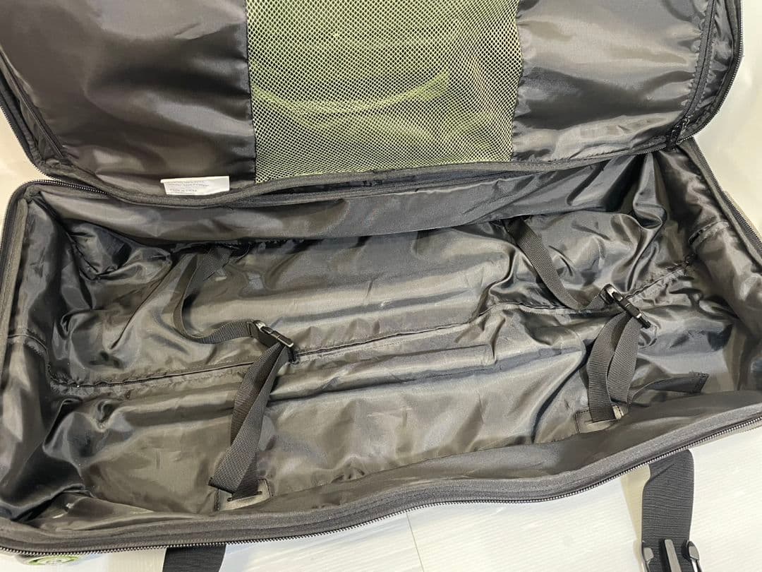 FUL　キャリーバッグ　スーツケース　黒