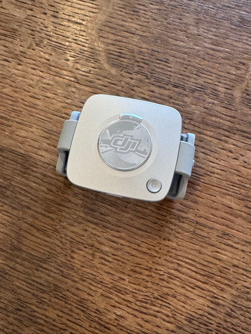 ライトクランプ付き！DJI Osmo Mobile 6