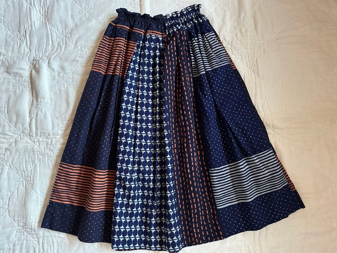 ティグルブロカンテ ポケットフィセルスカート　石北有美