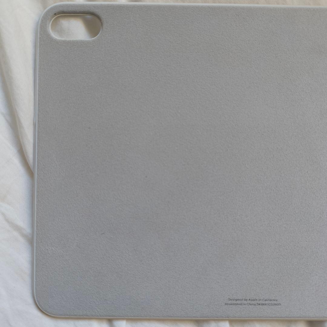 アップル　Magic Keyboard Folio