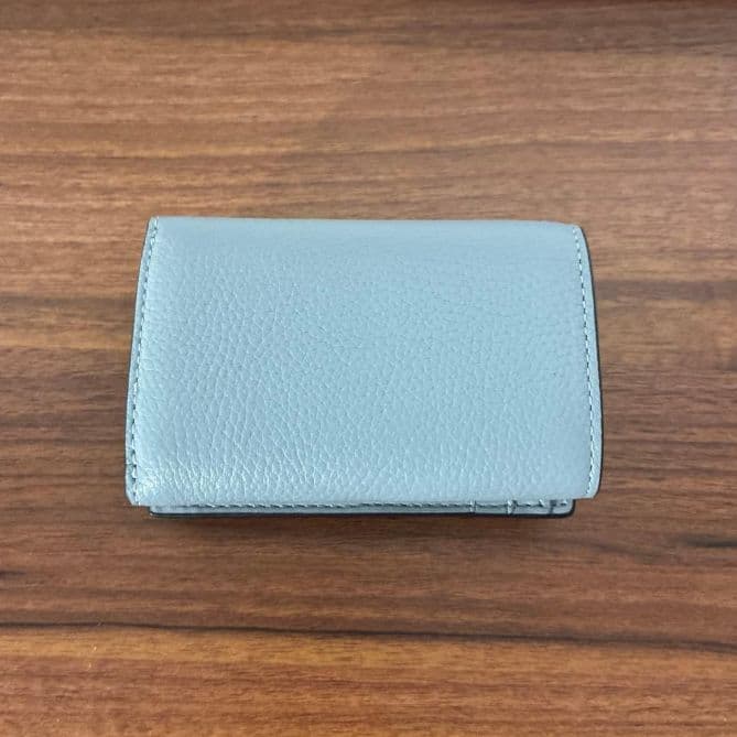 新品未使用　箱付き　コーチ　ミニトライフォールドウォレット　三つ折り財布　グレー