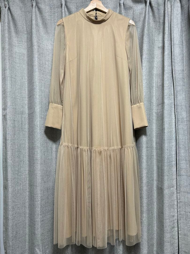 KATOチュールハイネックワンピース　CAPRICIEUX LE'MAGE