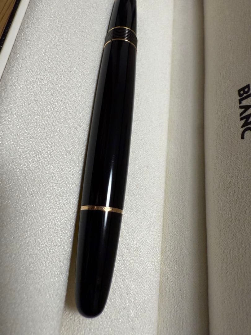 モンブラン　マイスターシュテュック　ローズゴールド　ル・グラン　ローラーボール