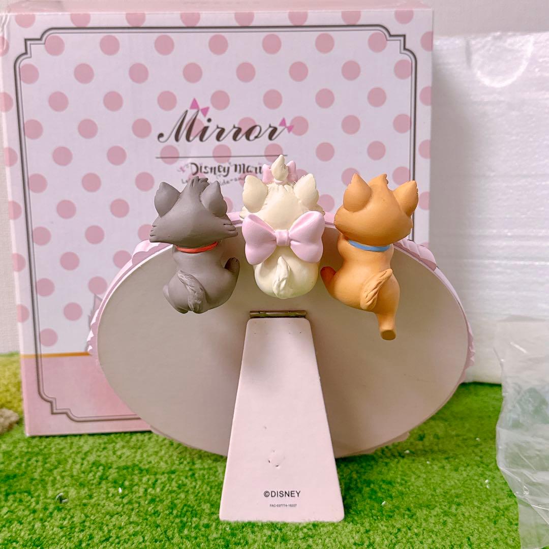 ディズニー　おしゃれキャットマリー　鏡　ミラー　陶器　置物　フィギュア