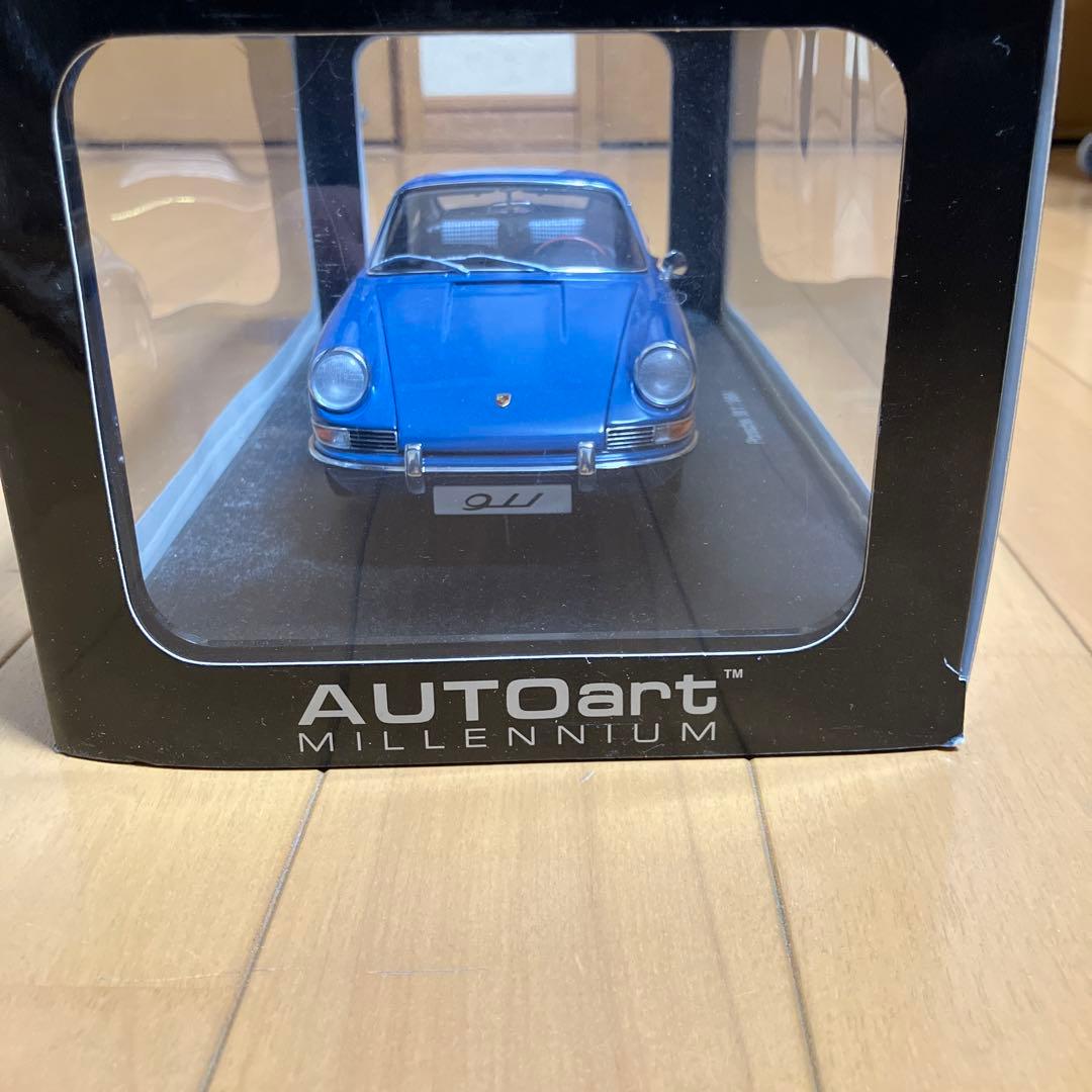 【AUTOart 1/18 ミニカー 青】