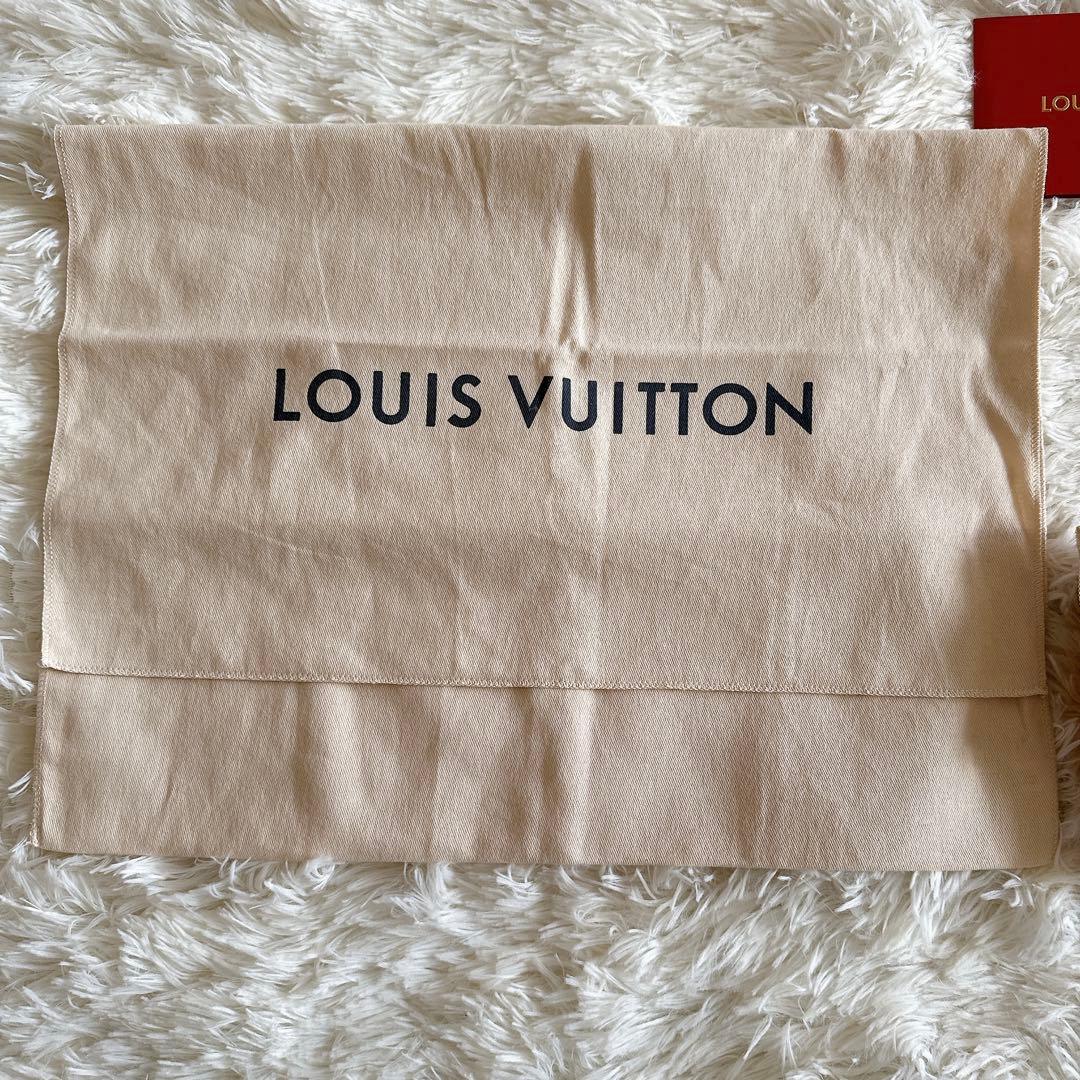 abc様　ブラウスとルイヴィトン空箱 保存袋 ショッパー リボン