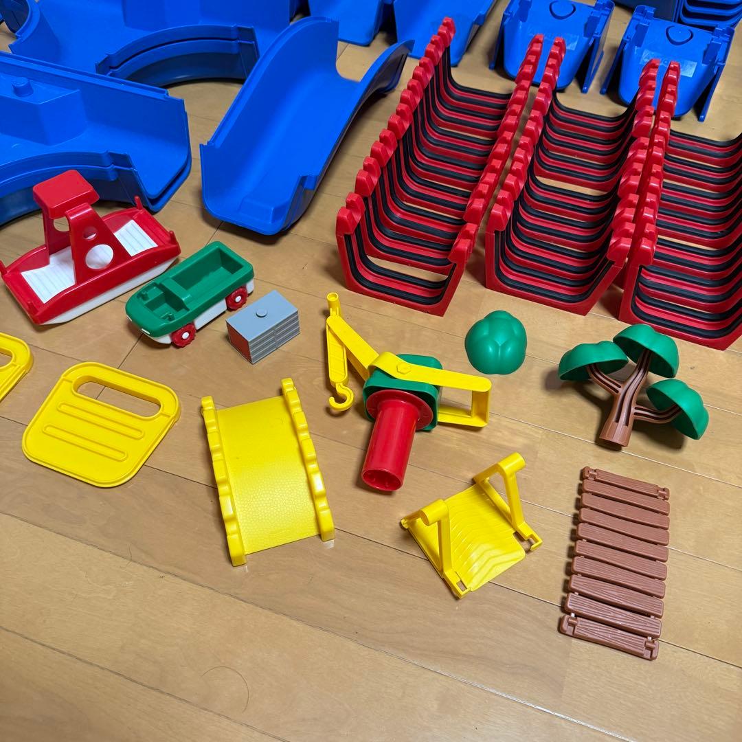 ボーネルンド アクアプレイ 大量 パーツ セット マウンテン ワールド 欠品あり