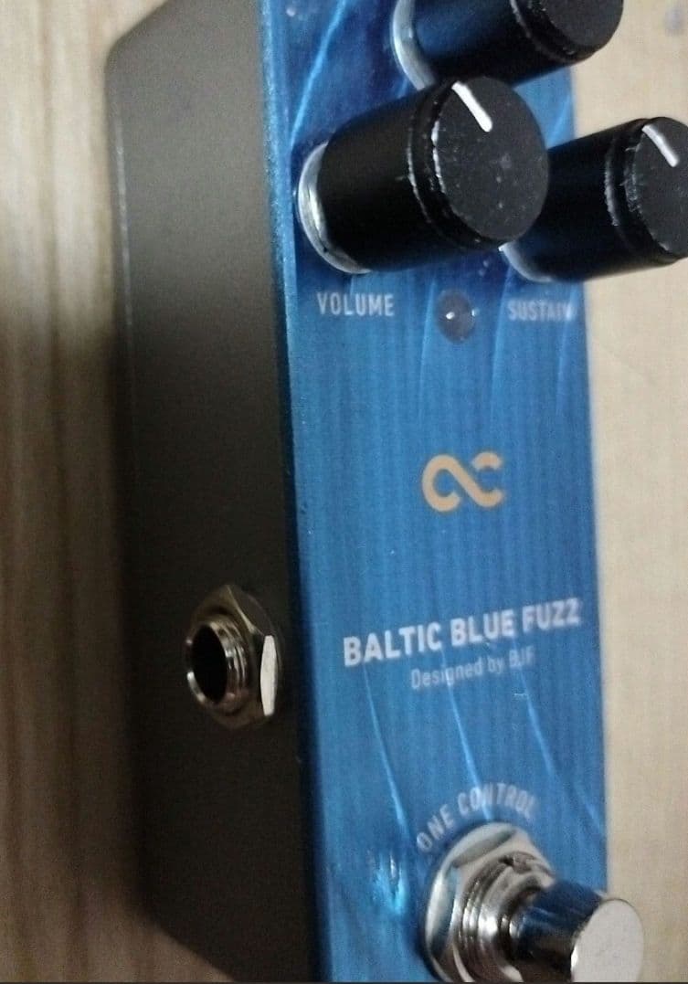 One Control BALTIC BLUE FUZZ ファズ