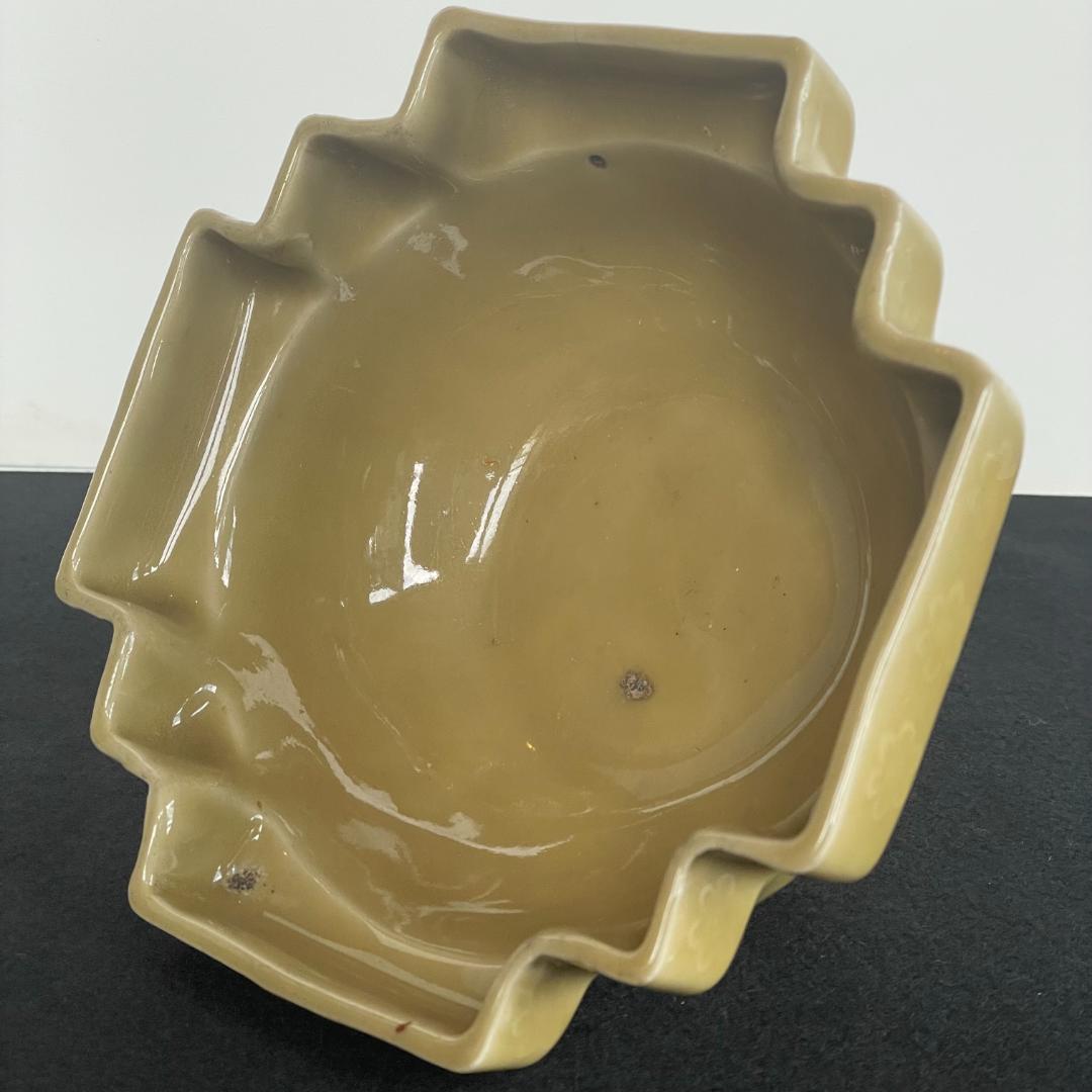 三田青磁 江戸後期 霊芝雲文 青海波陽刻 青磁 台鉢 鉢 盃洗 菓子器 王地山焼