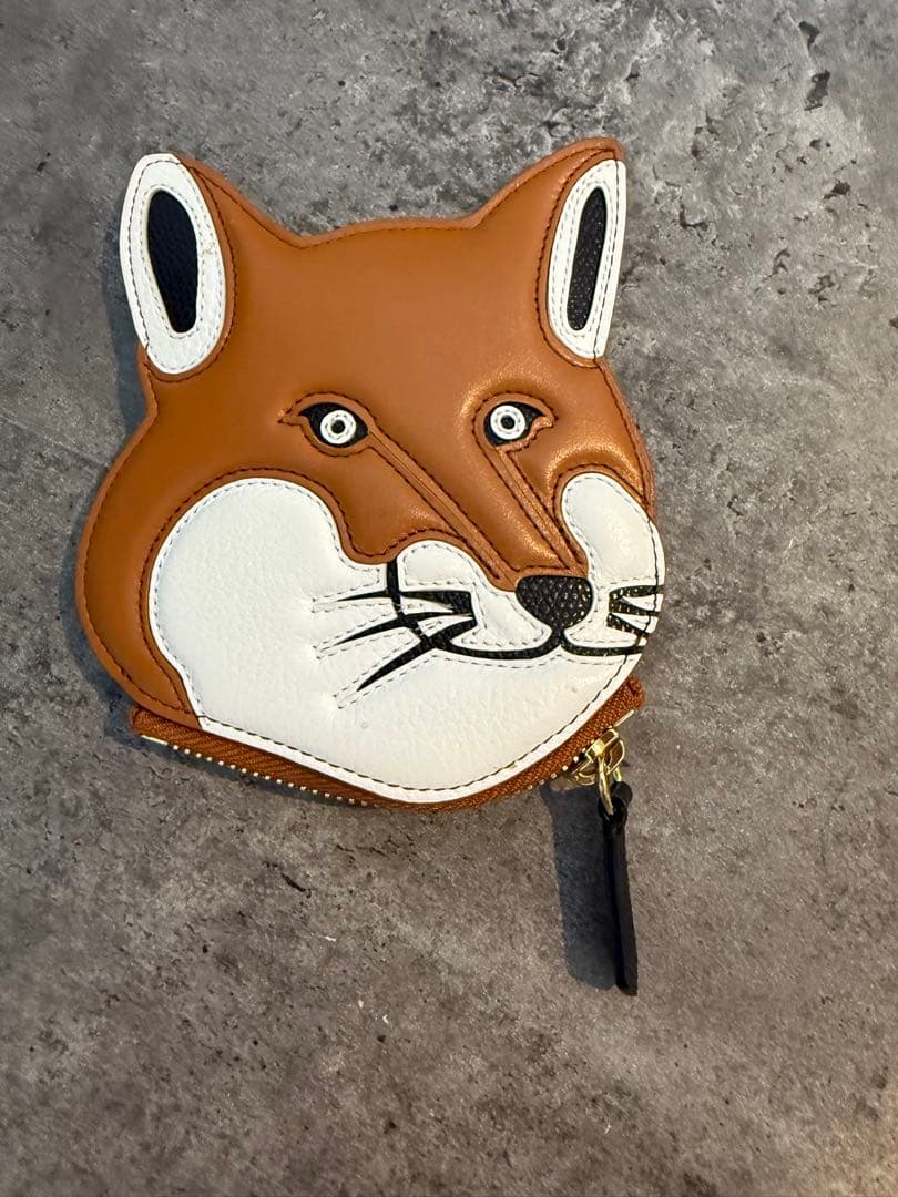 あびゅさん専用✴︎MAISON KITSUNÉ キツネ型ケース