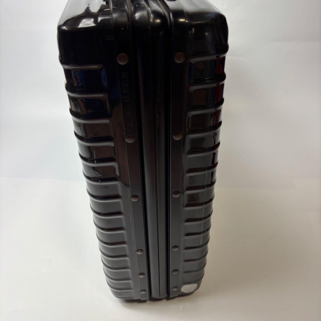 A4可 RIMOWA アタッシュケース 大容量 ビジネス 旅行　黒