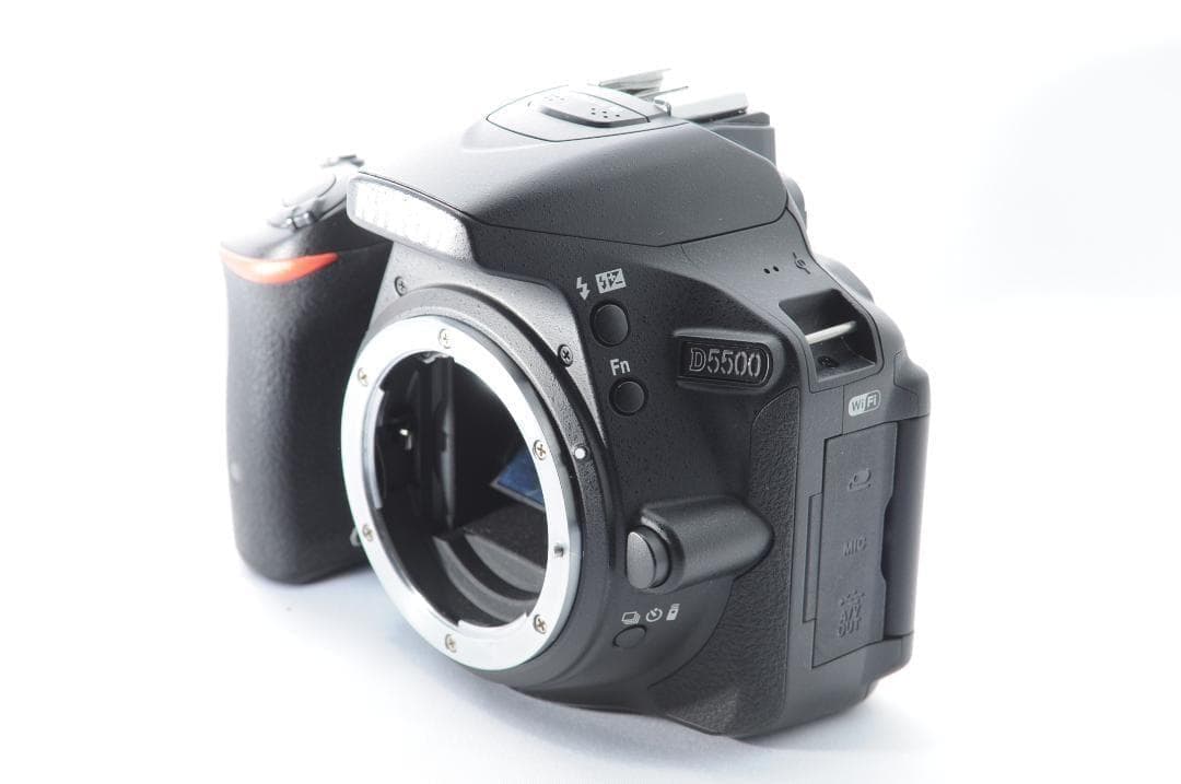 写真をその場で共有❤️Nikon D5500✨Wi-Fi搭載✨️届いてすぐ使える