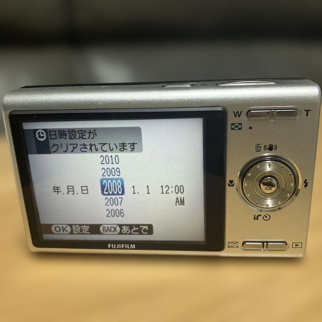 FUJIFILM 富士フイルム FinePix Z200fd レッド ブラック