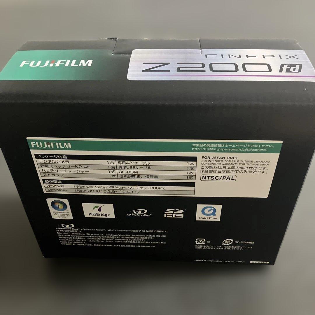 FUJIFILM 富士フイルム FinePix Z200fd レッド ブラック