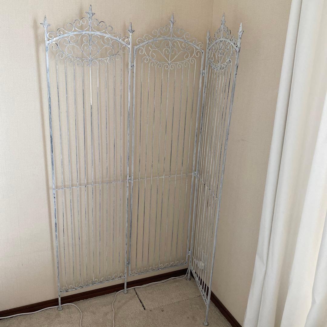 パーテンション　3連