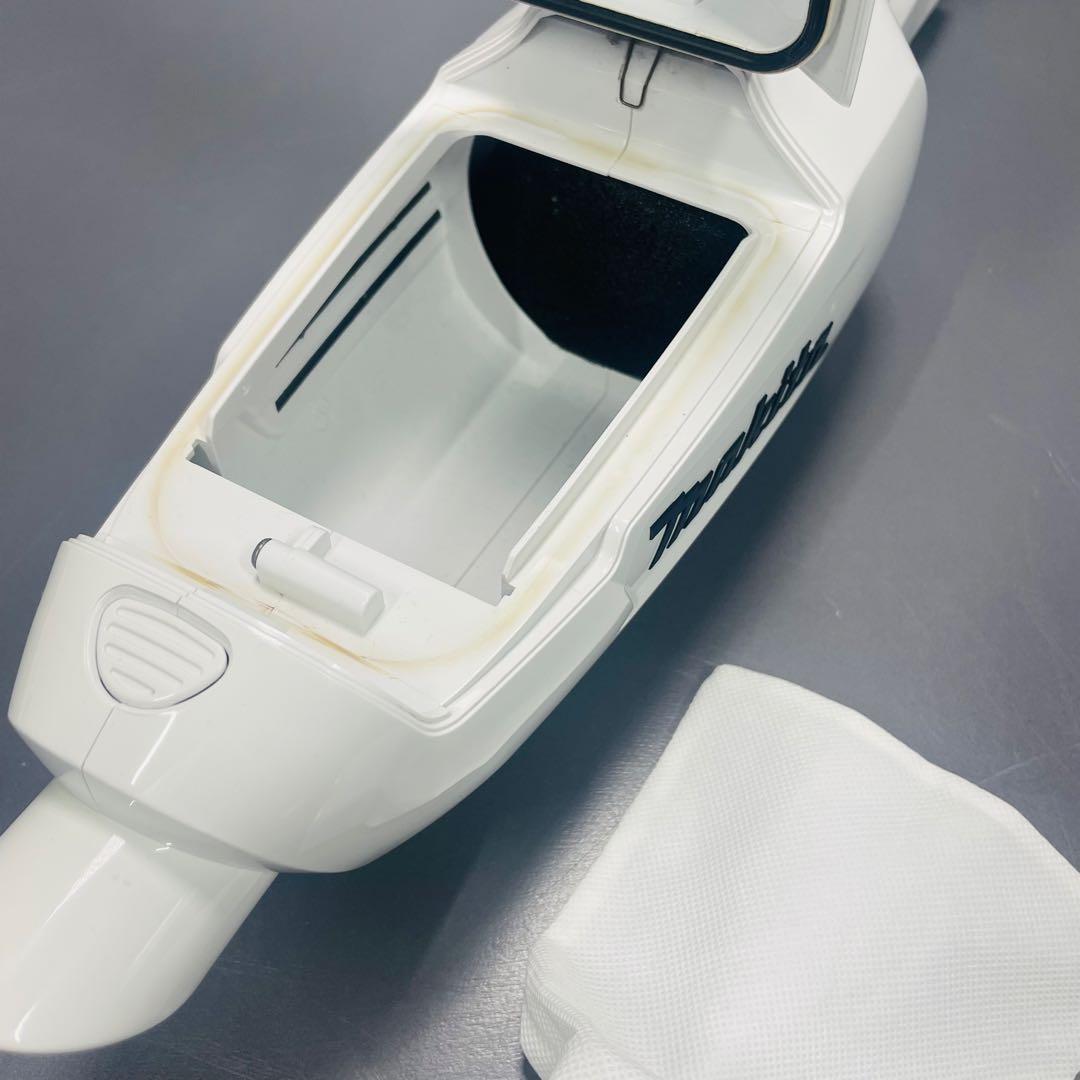 Makita スティッククリーナー CL107FD サイクロンアタッチメント付き