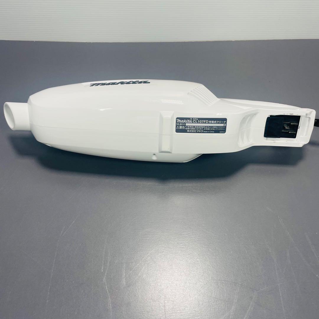 Makita スティッククリーナー CL107FD サイクロンアタッチメント付き
