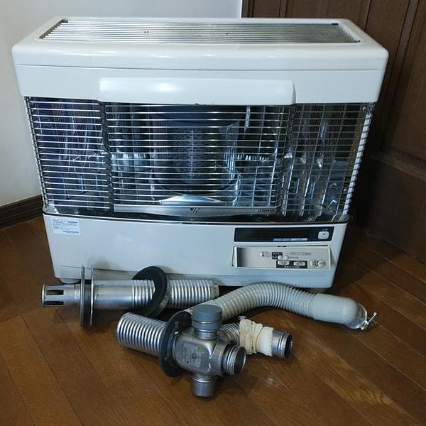 食ぱんまん　サンポット FF式石油暖房機 FFR-7021KF